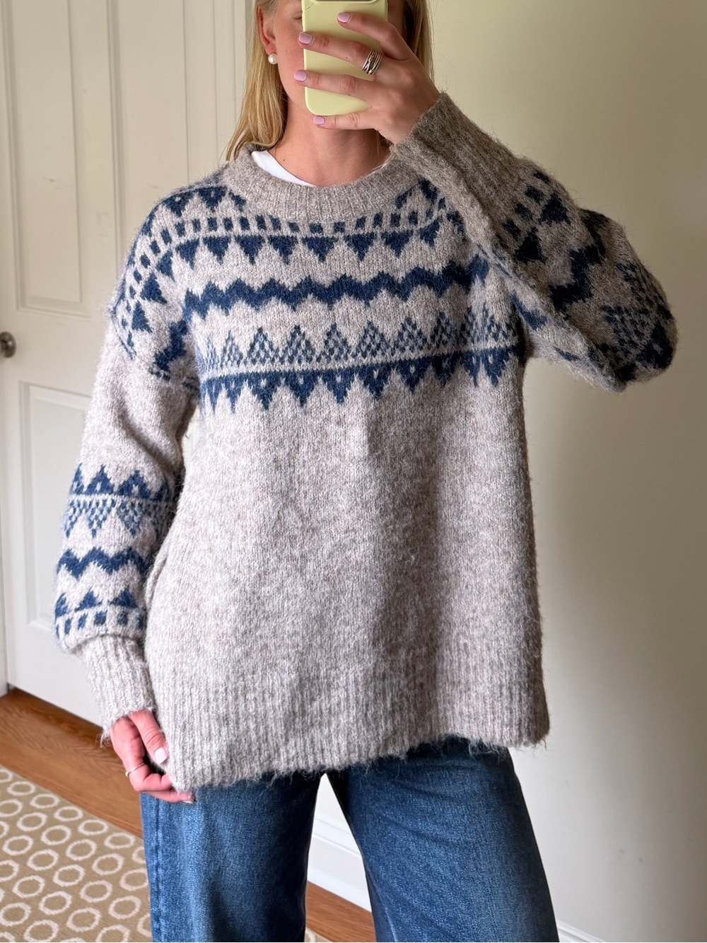 Cozy Fair Isle Wool-Blend Sweater - Beige & Navy